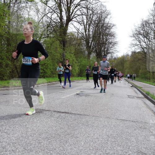 12.04.2026 - 45. Internationalen Wilhelmsburger Insellauf Yannick Fuchs http://msf.ph/oto/9504626 12.04.2026 12:53:47 Laufen 2307, 3314, 3034 meine-sportfotos.de