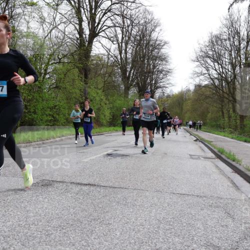 12.04.2026 - 45. Internationalen Wilhelmsburger Insellauf Yannick Fuchs http://msf.ph/oto/9504627 12.04.2026 12:53:47 Laufen 2307, 5828, 331, 3034 meine-sportfotos.de