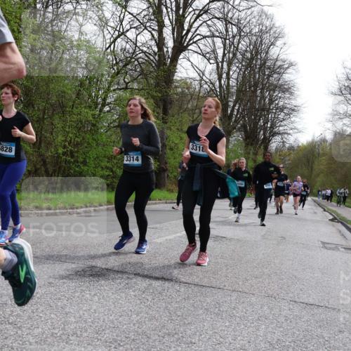 12.04.2026 - 45. Internationalen Wilhelmsburger Insellauf Yannick Fuchs http://msf.ph/oto/9504637 12.04.2026 12:53:49 Laufen 5828, 3314, 3318 meine-sportfotos.de