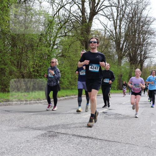 12.04.2026 - 45. Internationalen Wilhelmsburger Insellauf Yannick Fuchs http://msf.ph/oto/9504656 12.04.2026 12:53:53 Laufen 343, 3437, 4247, 4772, 2291, 150 meine-sportfotos.de