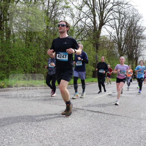 12.04.2026 - 45. Internationalen Wilhelmsburger Insellauf Yannick Fuchs http://msf.ph/oto/9504660 12.04.2026 12:53:54 Laufen 340, 4247, 3437, 4772, 2291, 9083, 5150 meine-sportfotos.de