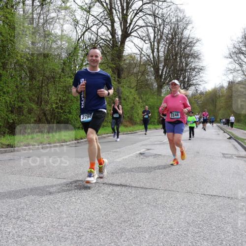 12.04.2026 - 45. Internationalen Wilhelmsburger Insellauf Yannick Fuchs http://msf.ph/oto/9504692 12.04.2026 12:54:00 Laufen 5515, 2798, 4702, 5248 meine-sportfotos.de