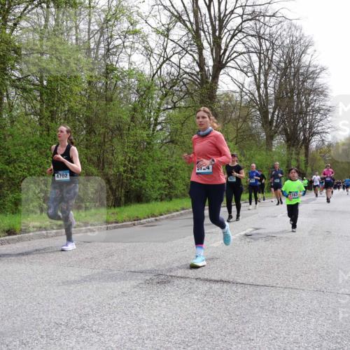 12.04.2026 - 45. Internationalen Wilhelmsburger Insellauf Yannick Fuchs http://msf.ph/oto/9504704 12.04.2026 12:54:02 Laufen 4702, 3124, 4827, 5167 meine-sportfotos.de