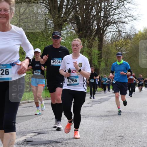 12.04.2026 - 45. Internationalen Wilhelmsburger Insellauf Yannick Fuchs http://msf.ph/oto/9504748 12.04.2026 12:54:11 Laufen 4600, 3726, 3934, 4765, 2303 meine-sportfotos.de