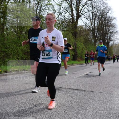 12.04.2026 - 45. Internationalen Wilhelmsburger Insellauf Yannick Fuchs http://msf.ph/oto/9504762 12.04.2026 12:54:14 Laufen 3934, 4765, 4600 meine-sportfotos.de