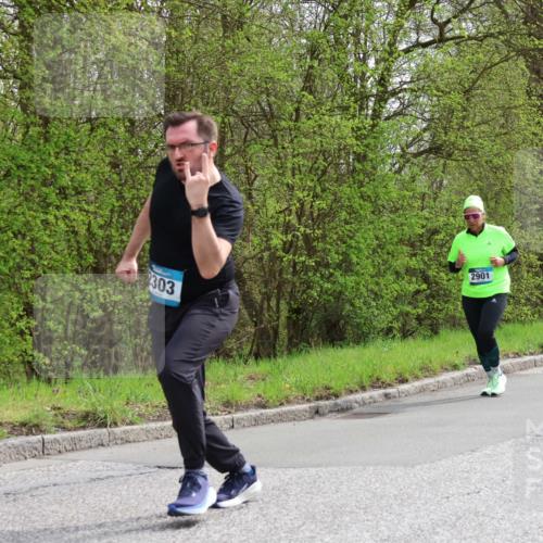 12.04.2026 - 45. Internationalen Wilhelmsburger Insellauf Yannick Fuchs http://msf.ph/oto/9504790 12.04.2026 12:54:19 Laufen 303, 2901 meine-sportfotos.de