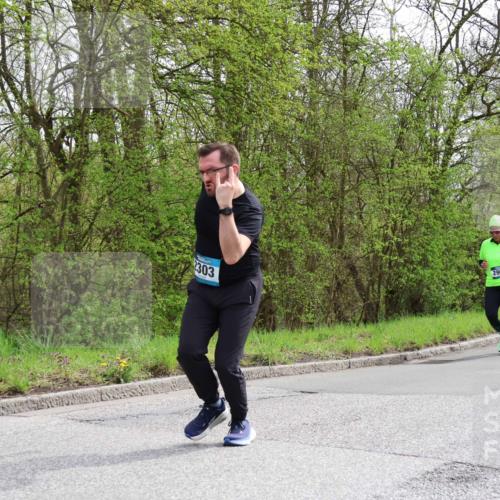 12.04.2026 - 45. Internationalen Wilhelmsburger Insellauf Yannick Fuchs http://msf.ph/oto/9504792 12.04.2026 12:54:20 Laufen 303, 2901 meine-sportfotos.de