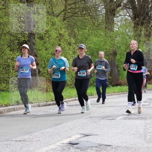 12.04.2026 - 45. Internationalen Wilhelmsburger Insellauf Yannick Fuchs http://msf.ph/oto/9504807 12.04.2026 12:54:22 Laufen 4537, 5799, 4538, 4625, 4637, 3068 meine-sportfotos.de