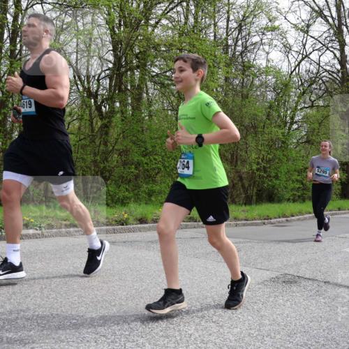12.04.2026 - 45. Internationalen Wilhelmsburger Insellauf Yannick Fuchs http://msf.ph/oto/9504899 12.04.2026 12:54:39 Laufen 619, 164, 5295, 5414 meine-sportfotos.de