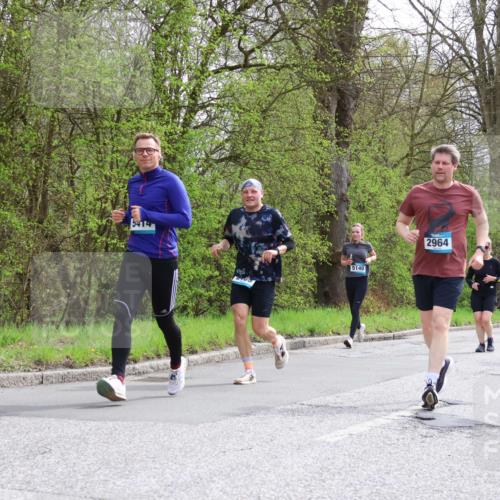 12.04.2026 - 45. Internationalen Wilhelmsburger Insellauf Yannick Fuchs http://msf.ph/oto/9504910 12.04.2026 12:54:42 Laufen 5414, 5140, 2964, 3316 meine-sportfotos.de
