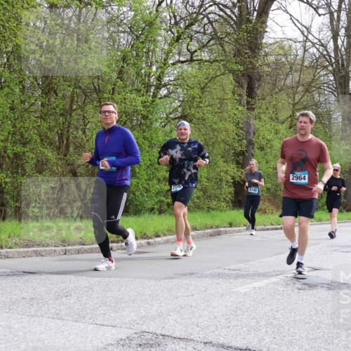 12.04.2026 - 45. Internationalen Wilhelmsburger Insellauf Yannick Fuchs http://msf.ph/oto/9504911 12.04.2026 12:54:42 Laufen 2139, 5140, 2964, 3316, 4126 meine-sportfotos.de