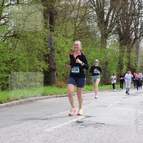 12.04.2026 - 45. Internationalen Wilhelmsburger Insellauf Yannick Fuchs http://msf.ph/oto/9504938 12.04.2026 12:54:48 Laufen 4126, 6782, 5197 meine-sportfotos.de