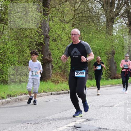 12.04.2026 - 45. Internationalen Wilhelmsburger Insellauf Yannick Fuchs http://msf.ph/oto/9504946 12.04.2026 12:54:52 Laufen 519, 3599, 117, 4253, 4818, 5137 meine-sportfotos.de