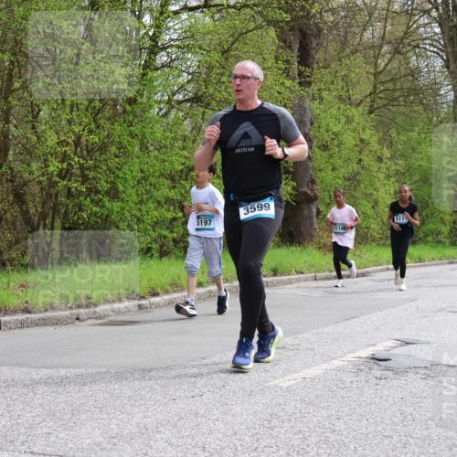 12.04.2026 - 45. Internationalen Wilhelmsburger Insellauf Yannick Fuchs http://msf.ph/oto/9504951 12.04.2026 12:54:53 Laufen 3599, 5197, 5116, 511, 4253 meine-sportfotos.de