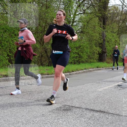 12.04.2026 - 45. Internationalen Wilhelmsburger Insellauf Yannick Fuchs http://msf.ph/oto/9504966 12.04.2026 12:54:58 Laufen 4817, 5796, 2292, 404 meine-sportfotos.de