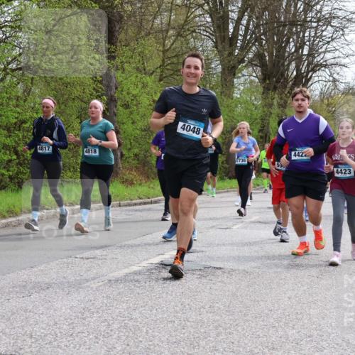 12.04.2026 - 45. Internationalen Wilhelmsburger Insellauf Yannick Fuchs http://msf.ph/oto/9504975 12.04.2026 12:55:01 Laufen 4817, 4818, 4048, 2736, 500, 442, 4423 meine-sportfotos.de