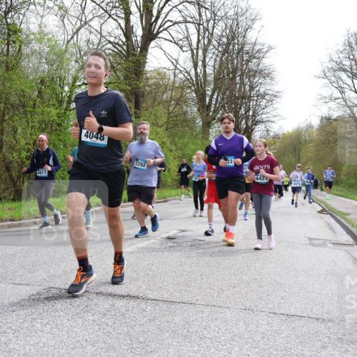 12.04.2026 - 45. Internationalen Wilhelmsburger Insellauf Yannick Fuchs http://msf.ph/oto/9504981 12.04.2026 12:55:02 Laufen 4817, 4048, 2292, 22, 4423 meine-sportfotos.de