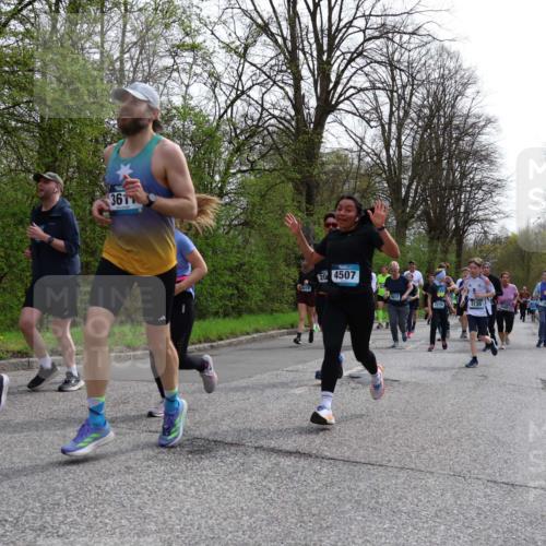 12.04.2026 - 45. Internationalen Wilhelmsburger Insellauf Yannick Fuchs http://msf.ph/oto/9504998 12.04.2026 12:55:05 Laufen 33, 361, 518, 20, 4507, 17, 5135, 2278, 6485 meine-sportfotos.de