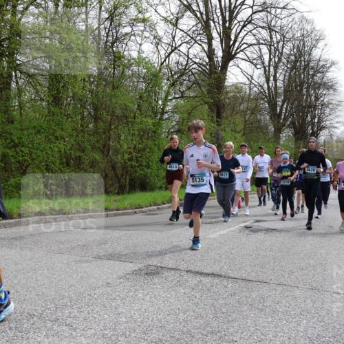 12.04.2026 - 45. Internationalen Wilhelmsburger Insellauf Yannick Fuchs http://msf.ph/oto/9505006 12.04.2026 12:55:07 Laufen 008, 4618, 5135, 4617, 4925, 3626, 330, 2278, 2185, 5485 meine-sportfotos.de
