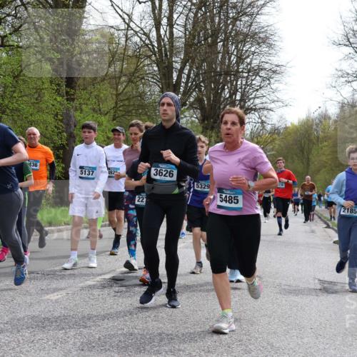 12.04.2026 - 45. Internationalen Wilhelmsburger Insellauf Yannick Fuchs http://msf.ph/oto/9505009 12.04.2026 12:55:07 Laufen 461, 36, 5137, 4925, 227, 3626, 5329, 5485, 2185, 263 meine-sportfotos.de