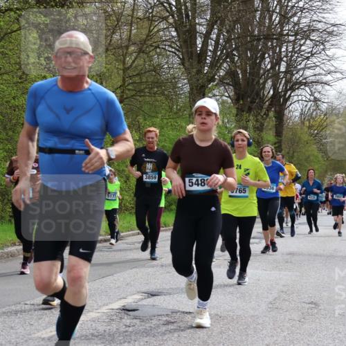 12.04.2026 - 45. Internationalen Wilhelmsburger Insellauf Yannick Fuchs http://msf.ph/oto/9505042 12.04.2026 12:55:14 Laufen 5181, 5177, 3859, 548, 24, 765, 36, 4235, 471 meine-sportfotos.de
