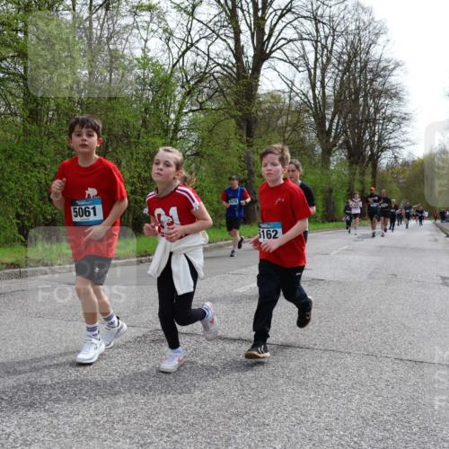 12.04.2026 - 45. Internationalen Wilhelmsburger Insellauf Yannick Fuchs http://msf.ph/oto/9505092 12.04.2026 12:55:25 Laufen 5061, 5470, 5162 meine-sportfotos.de