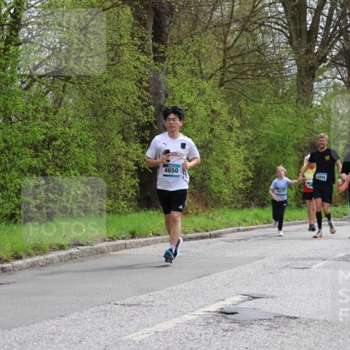12.04.2026 - 45. Internationalen Wilhelmsburger Insellauf Yannick Fuchs http://msf.ph/oto/9505158 12.04.2026 12:55:40 Laufen 24, 4650, 5077, 5588, 3489 meine-sportfotos.de