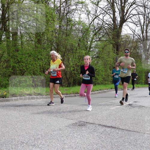 12.04.2026 - 45. Internationalen Wilhelmsburger Insellauf Yannick Fuchs http://msf.ph/oto/9505199 12.04.2026 12:55:47 Laufen 2089, 4886, 4217, 5677, 4797 meine-sportfotos.de