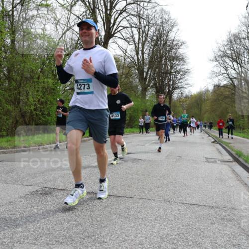 12.04.2026 - 45. Internationalen Wilhelmsburger Insellauf Yannick Fuchs http://msf.ph/oto/9505258 12.04.2026 12:56:01 Laufen 4273, 4133, 5564 meine-sportfotos.de