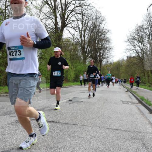 12.04.2026 - 45. Internationalen Wilhelmsburger Insellauf Yannick Fuchs http://msf.ph/oto/9505260 12.04.2026 12:56:01 Laufen 4273, 4133, 5564 meine-sportfotos.de