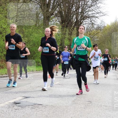 12.04.2026 - 45. Internationalen Wilhelmsburger Insellauf Yannick Fuchs http://msf.ph/oto/9505279 12.04.2026 12:56:05 Laufen 4951, 5599, 544, 2508, 4373, 5426, 5198, 2478, 5208 meine-sportfotos.de