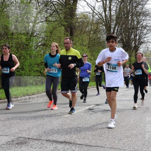 12.04.2026 - 45. Internationalen Wilhelmsburger Insellauf Yannick Fuchs http://msf.ph/oto/9505302 12.04.2026 12:56:09 Laufen 5448, 2412, 4373, 4705, 5198, 4584, 2478 meine-sportfotos.de