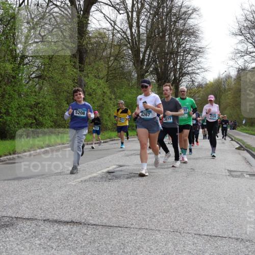 12.04.2026 - 45. Internationalen Wilhelmsburger Insellauf Yannick Fuchs http://msf.ph/oto/9505332 12.04.2026 12:56:16 Laufen 5208, 4842, 4267, 3877, 22, 4724 meine-sportfotos.de