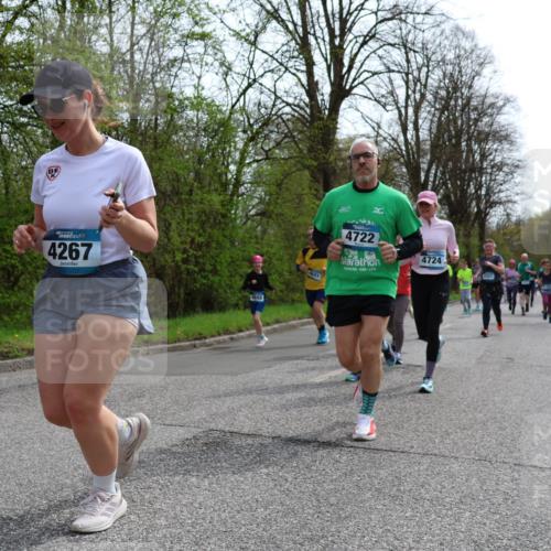 12.04.2026 - 45. Internationalen Wilhelmsburger Insellauf Yannick Fuchs http://msf.ph/oto/9505345 12.04.2026 12:56:18 Laufen 4267, 4842, 4722, 1986, 2015, 4724, 1951 meine-sportfotos.de