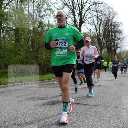 12.04.2026 - 45. Internationalen Wilhelmsburger Insellauf Yannick Fuchs http://msf.ph/oto/9505348 12.04.2026 12:56:19 Laufen 4722, 1986, 2015, 4724, 4640, 4514 meine-sportfotos.de
