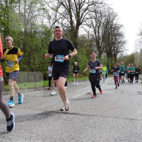 12.04.2026 - 45. Internationalen Wilhelmsburger Insellauf Yannick Fuchs http://msf.ph/oto/9505358 12.04.2026 12:56:20 Laufen 4843, 4514, 4094, 4351, 5433, 5123 meine-sportfotos.de