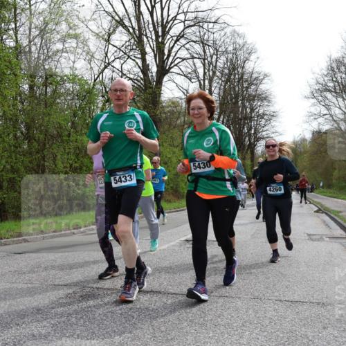 12.04.2026 - 45. Internationalen Wilhelmsburger Insellauf Yannick Fuchs http://msf.ph/oto/9505384 12.04.2026 12:56:25 Laufen 22, 5433, 5461, 5430, 4260 meine-sportfotos.de