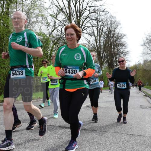 12.04.2026 - 45. Internationalen Wilhelmsburger Insellauf Yannick Fuchs http://msf.ph/oto/9505387 12.04.2026 12:56:25 Laufen 5433, 5667, 5668, 5430, 5105, 4260 meine-sportfotos.de