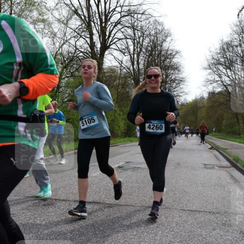 12.04.2026 - 45. Internationalen Wilhelmsburger Insellauf Yannick Fuchs http://msf.ph/oto/9505390 12.04.2026 12:56:26 Laufen 5430, 5461, 5105, 4260 meine-sportfotos.de