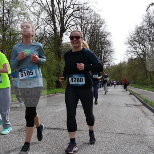 12.04.2026 - 45. Internationalen Wilhelmsburger Insellauf Yannick Fuchs http://msf.ph/oto/9505392 12.04.2026 12:56:26 Laufen 5668, 5461, 5105, 4260, 5475 meine-sportfotos.de