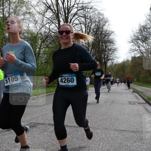 12.04.2026 - 45. Internationalen Wilhelmsburger Insellauf Yannick Fuchs http://msf.ph/oto/9505393 12.04.2026 12:56:26 Laufen 668, 5105, 4260, 5475, 4300 meine-sportfotos.de