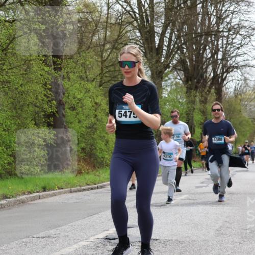 12.04.2026 - 45. Internationalen Wilhelmsburger Insellauf Yannick Fuchs http://msf.ph/oto/9505397 12.04.2026 12:56:27 Laufen 5475, 4310, 4199, 4308 meine-sportfotos.de