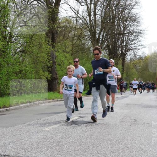 12.04.2026 - 45. Internationalen Wilhelmsburger Insellauf Yannick Fuchs http://msf.ph/oto/9505407 12.04.2026 12:56:29 Laufen 4310, 430, 24, 4725 meine-sportfotos.de