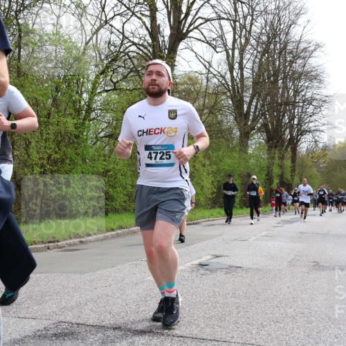 12.04.2026 - 45. Internationalen Wilhelmsburger Insellauf Yannick Fuchs http://msf.ph/oto/9505419 12.04.2026 12:56:32 Laufen 24, 45, 4725, 5420 meine-sportfotos.de