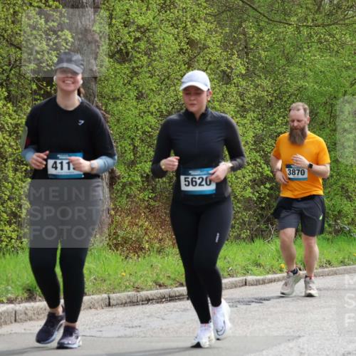 12.04.2026 - 45. Internationalen Wilhelmsburger Insellauf Yannick Fuchs http://msf.ph/oto/9505432 12.04.2026 12:56:35 Laufen 411, 5620, 3870, 5662 meine-sportfotos.de
