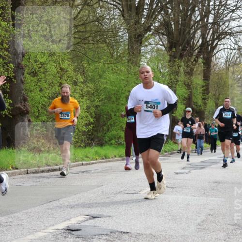 12.04.2026 - 45. Internationalen Wilhelmsburger Insellauf Yannick Fuchs http://msf.ph/oto/9505438 12.04.2026 12:56:36 Laufen 5620, 3870, 5662, 5401, 4345, 3641, 5497, 970, 5499 meine-sportfotos.de