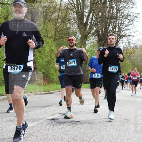 12.04.2026 - 45. Internationalen Wilhelmsburger Insellauf Yannick Fuchs http://msf.ph/oto/9505481 12.04.2026 12:56:43 Laufen 5155, 3970, 50, 5497, 4138, 5499 meine-sportfotos.de