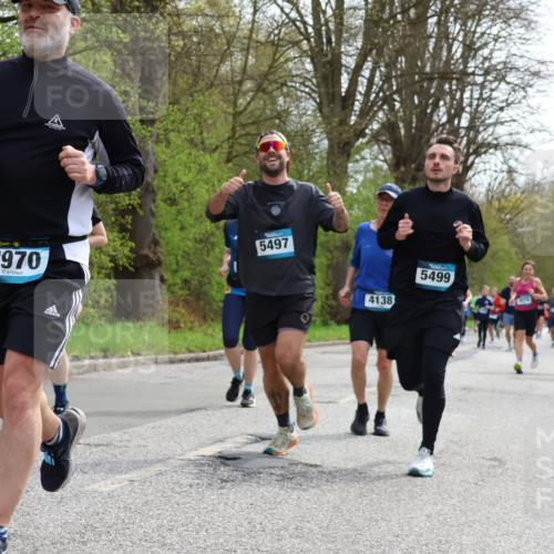 12.04.2026 - 45. Internationalen Wilhelmsburger Insellauf Yannick Fuchs http://msf.ph/oto/9505482 12.04.2026 12:56:43 Laufen 5155, 3970, 5497, 4138, 5499 meine-sportfotos.de