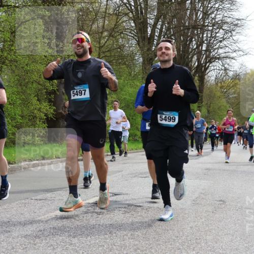 12.04.2026 - 45. Internationalen Wilhelmsburger Insellauf Yannick Fuchs http://msf.ph/oto/9505483 12.04.2026 12:56:43 Laufen 5497, 4345, 0, 5499, 1892, 3070 meine-sportfotos.de