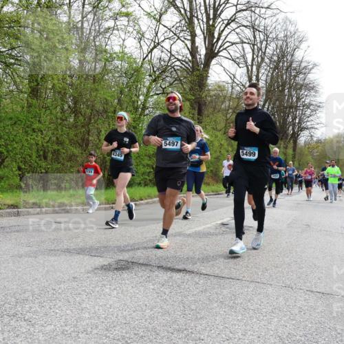 12.04.2026 - 45. Internationalen Wilhelmsburger Insellauf Yannick Fuchs http://msf.ph/oto/9505486 12.04.2026 12:56:44 Laufen 5155, 4345, 5497, 5499 meine-sportfotos.de